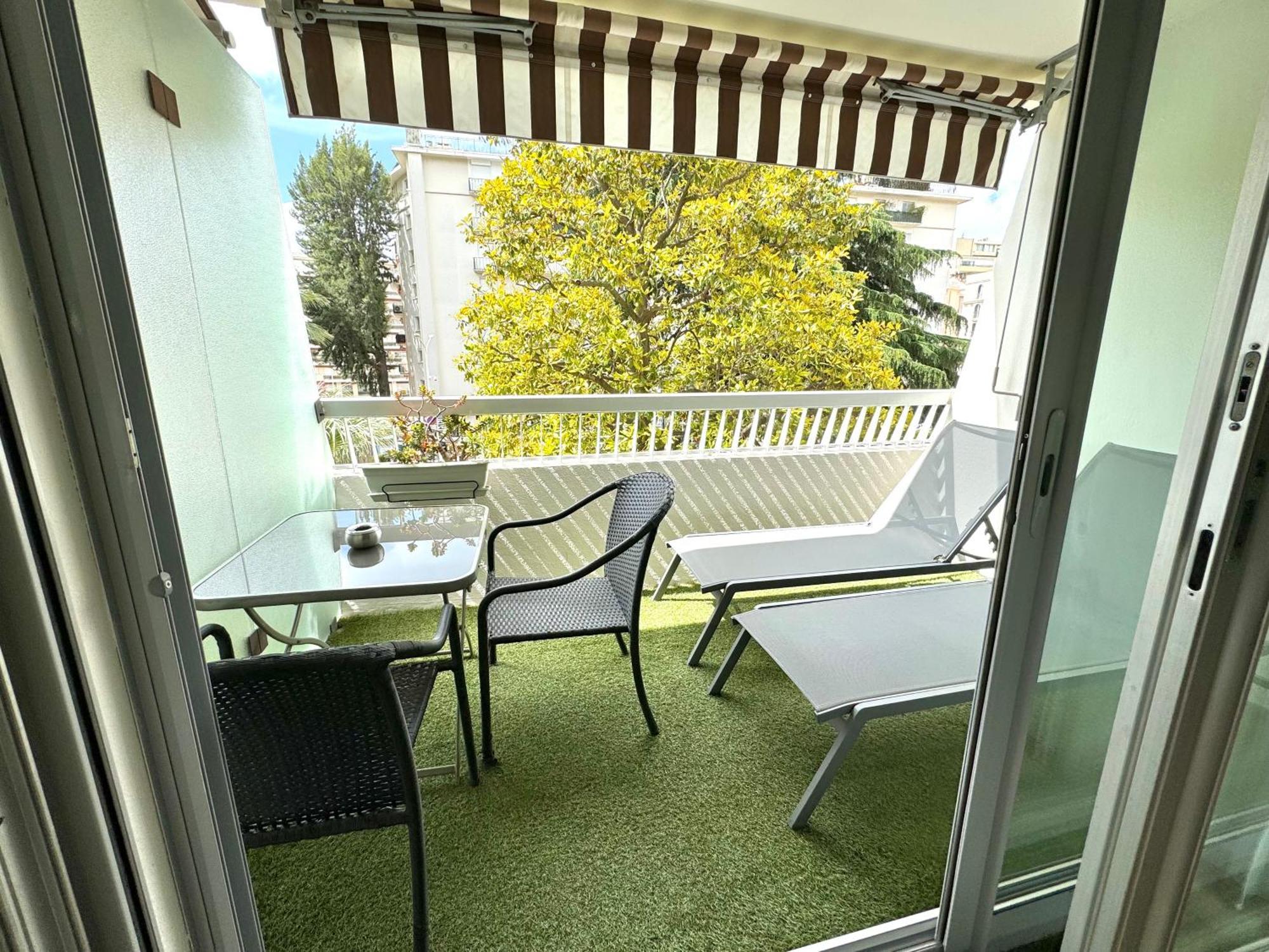 Hotel Victoria Cannes Exterior photo